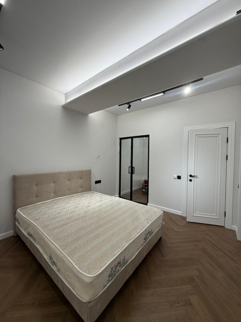 Элитка, 3 ком, 83 м2, этаж 11/15, ж/к Кап Строй Сити (Capstroy City), Сост: Евроремонт - фото 4
