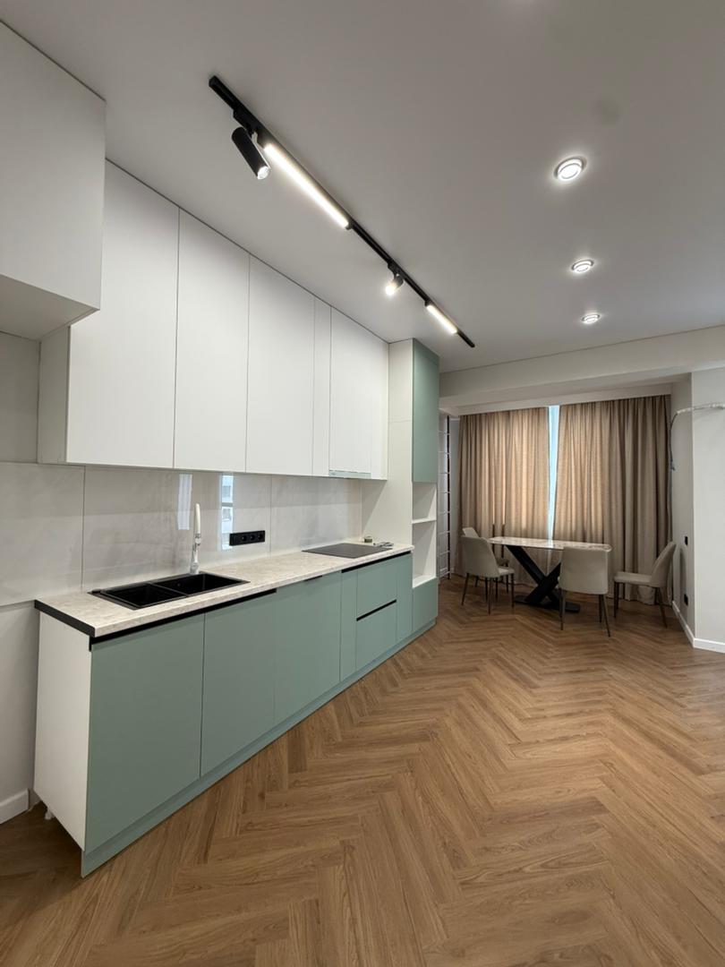 Элитка, 3 ком, 83 м2, этаж 11/15, ж/к Кап Строй Сити (Capstroy City), Сост: Евроремонт - фото 6