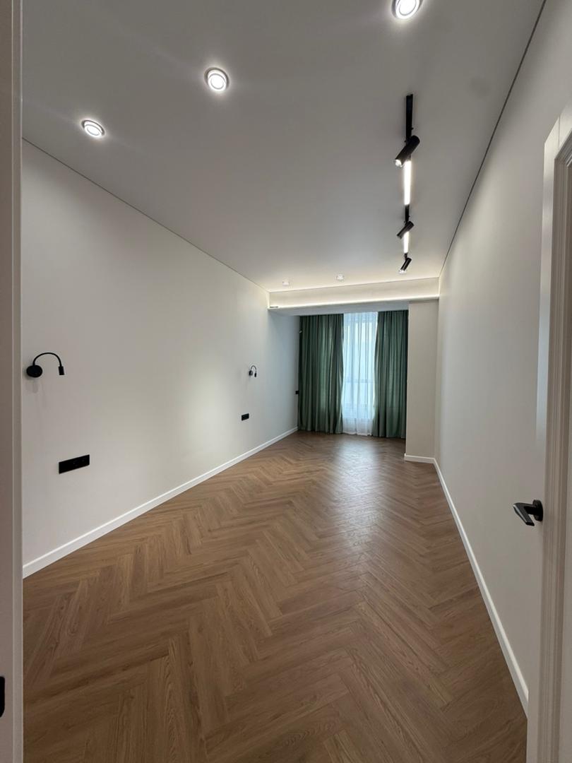 Элитка, 3 ком, 83 м2, этаж 11/15, ж/к Кап Строй Сити (Capstroy City), Сост: Евроремонт - фото 7