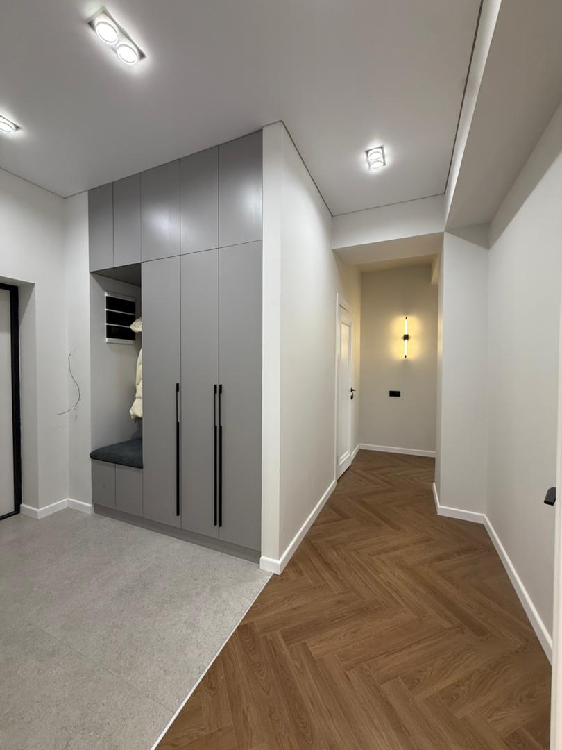 Элитка, 3 ком, 83 м2, этаж 11/15, ж/к Кап Строй Сити (Capstroy City), Сост: Евроремонт - фото 10