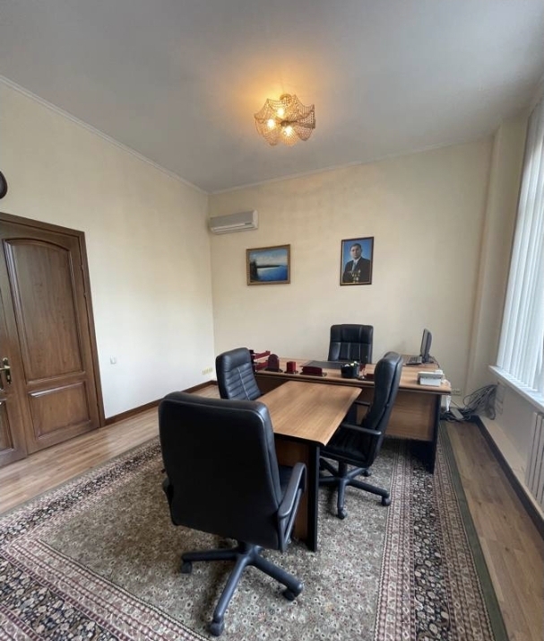 Офис, Коммерческая, 300 м2, этаж 1/10, Сост: Евроремонт - фото 4