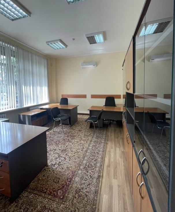 Офис, Коммерческая, 300 м2, этаж 1/10, Сост: Евроремонт - фото 9