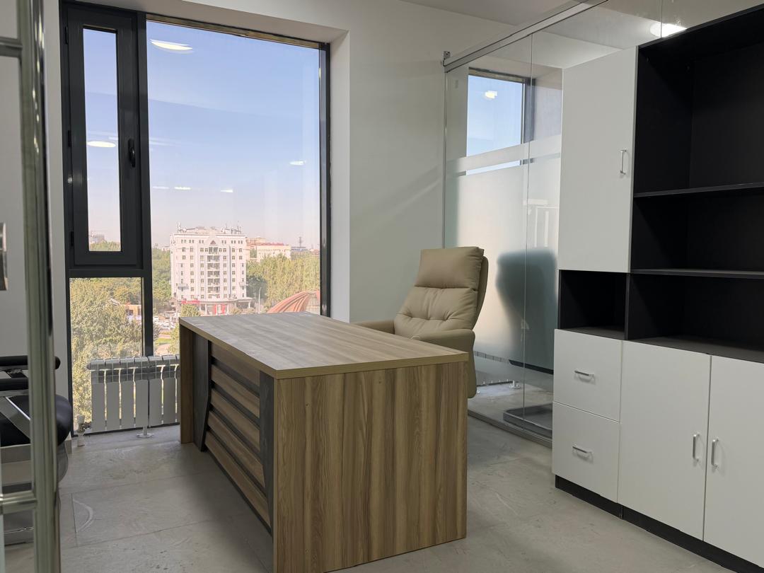 Офис, Коммерческая, 93 м2, этаж 7/15, Сост: Евроремонт - фото 2
