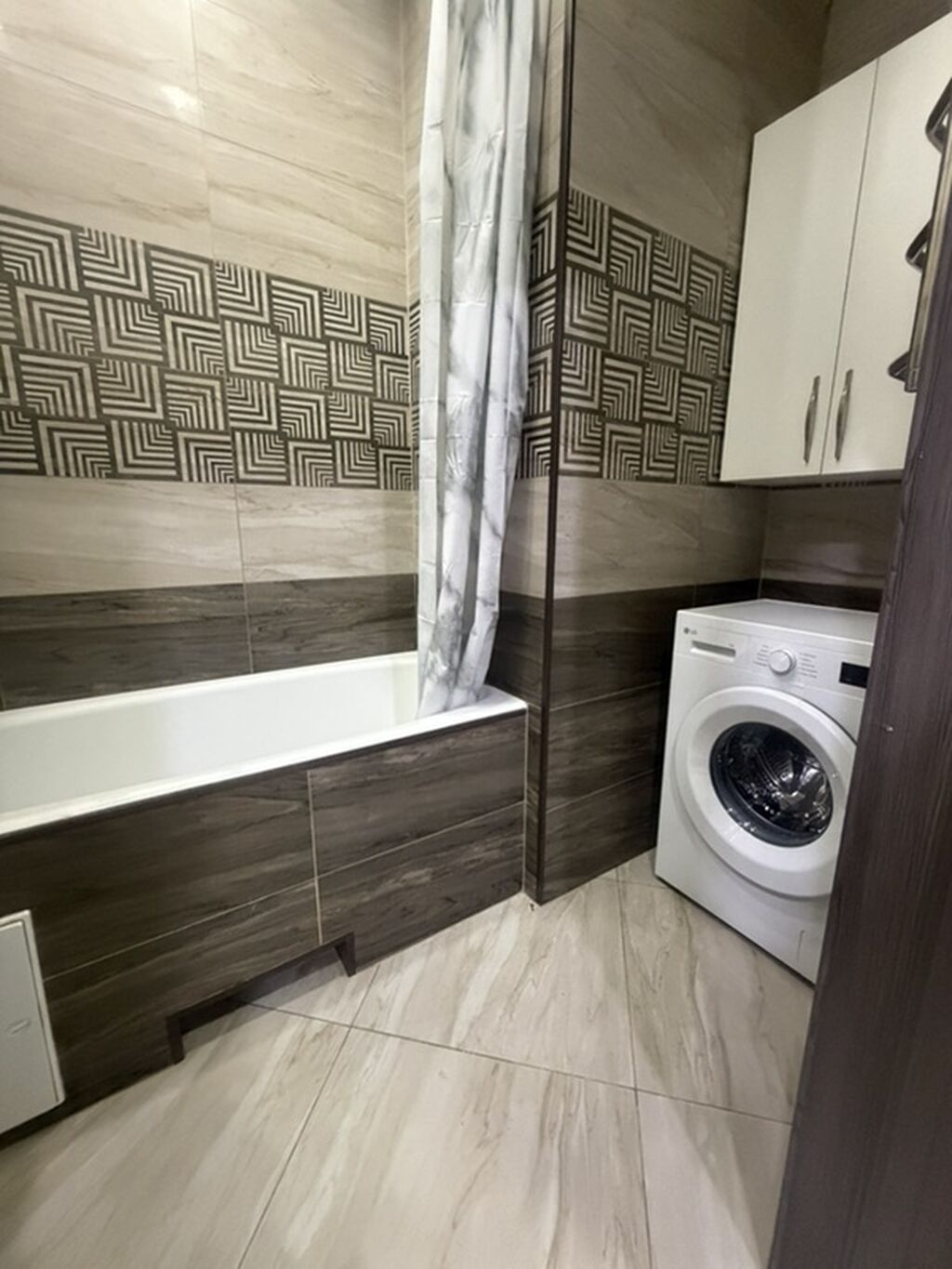 Элитка, 3 ком, 75 м2, этаж 2/9, ж/к ЖК Олимпия, Сост: Хорошее - фото 7