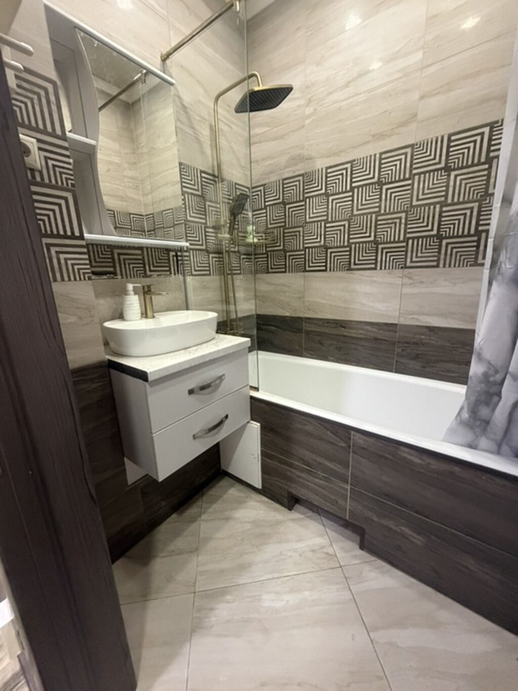 Элитка, 3 ком, 75 м2, этаж 2/9, ж/к ЖК Олимпия, Сост: Хорошее - фото 12