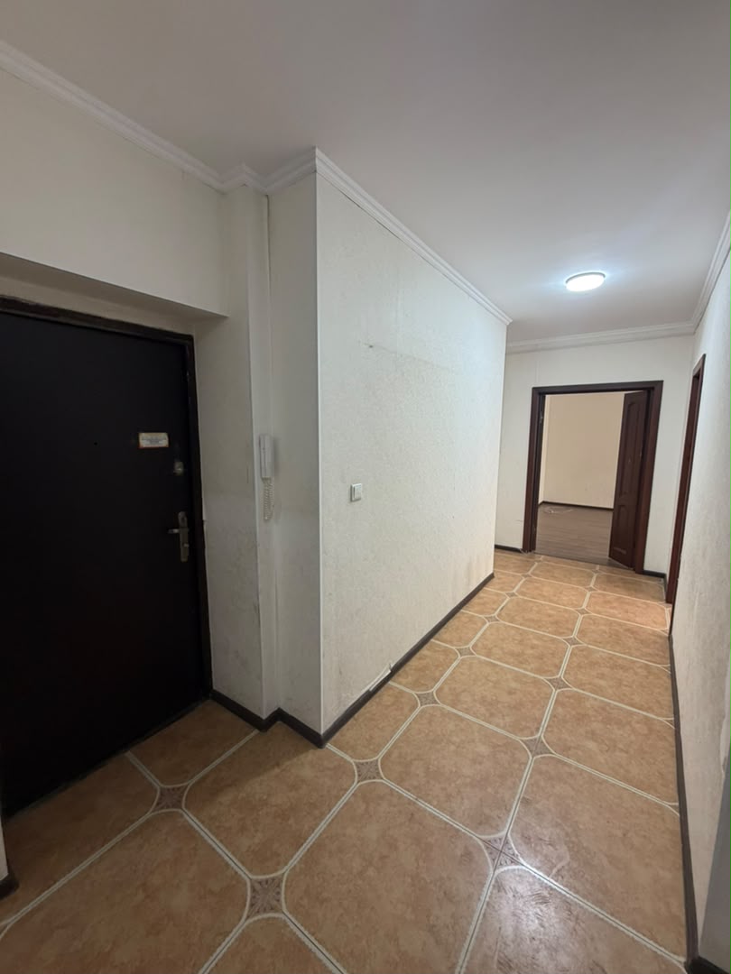 Элитка, 79.6 м2, этаж 6/9, ж/к ЖК Grand City, Сост: Среднее - фото 13