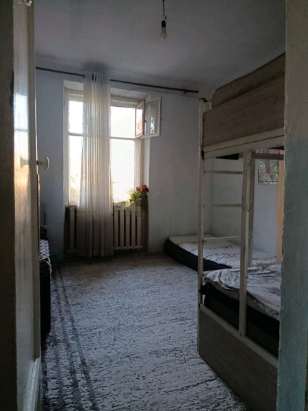 3 ком, Сталинка, 57 м2, этаж 3/3, Сост: Среднее - фото 4