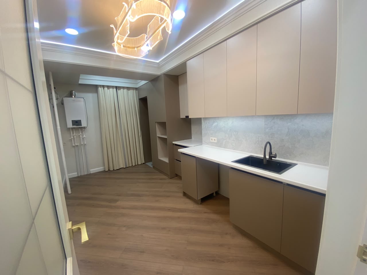 Продажа, Элитка, 1 ком, 40 м2, этаж 8/14, ж/к Арт Сити (Art City), Сост: Евроремонт - фото 4