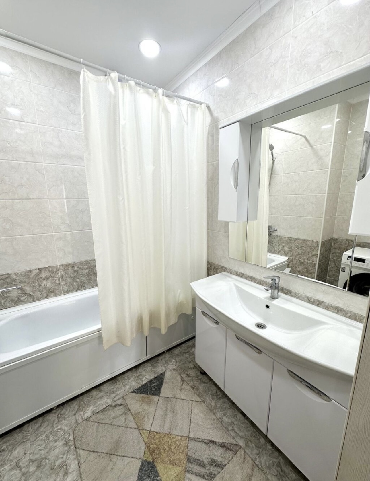 Элитка, 2 ком, 70 м2, этаж 7/10, Сост: Евроремонт - фото 6