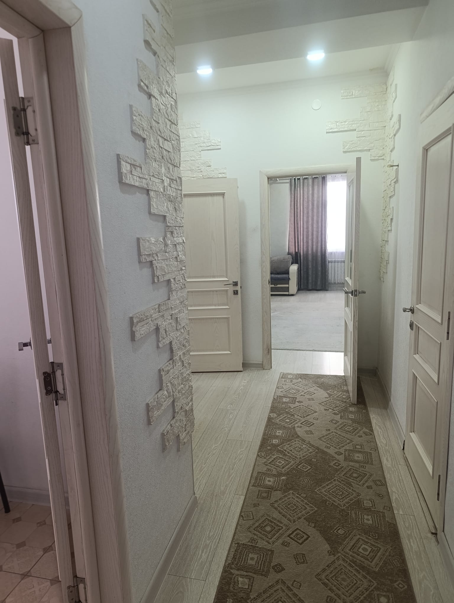 Элитка, 2 ком, 78 м2, этаж 3/13, ж/к Парк Сити (Park City), Сост: Евроремонт - фото 5