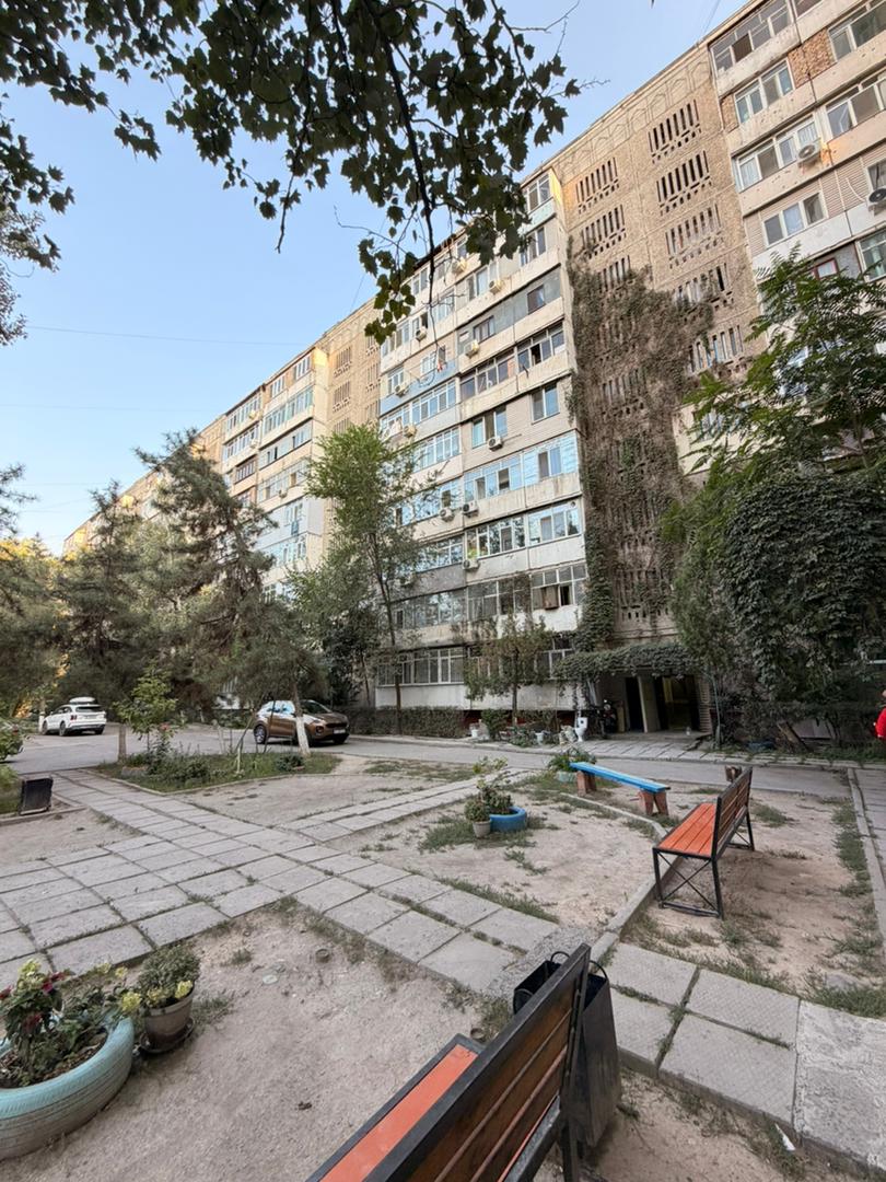 3 ком, 106 серия, 64 м2, этаж 1/7, Сост: Без ремонта - фото 1