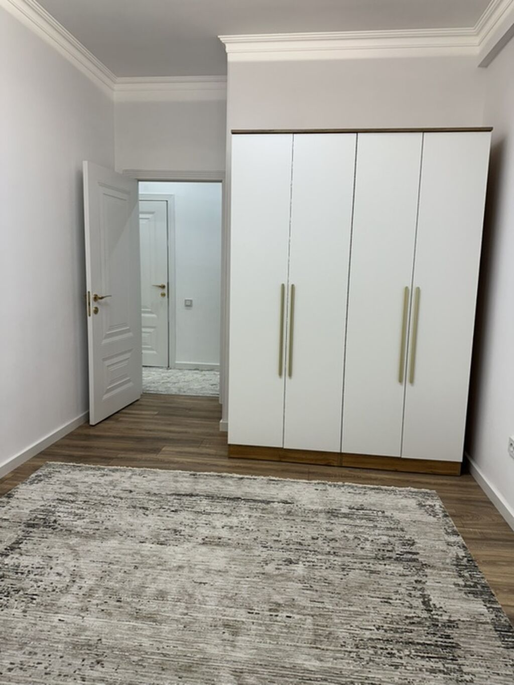 Элитка, 2 ком, 60 м2, этаж 2/14, Сост: Среднее - фото 6