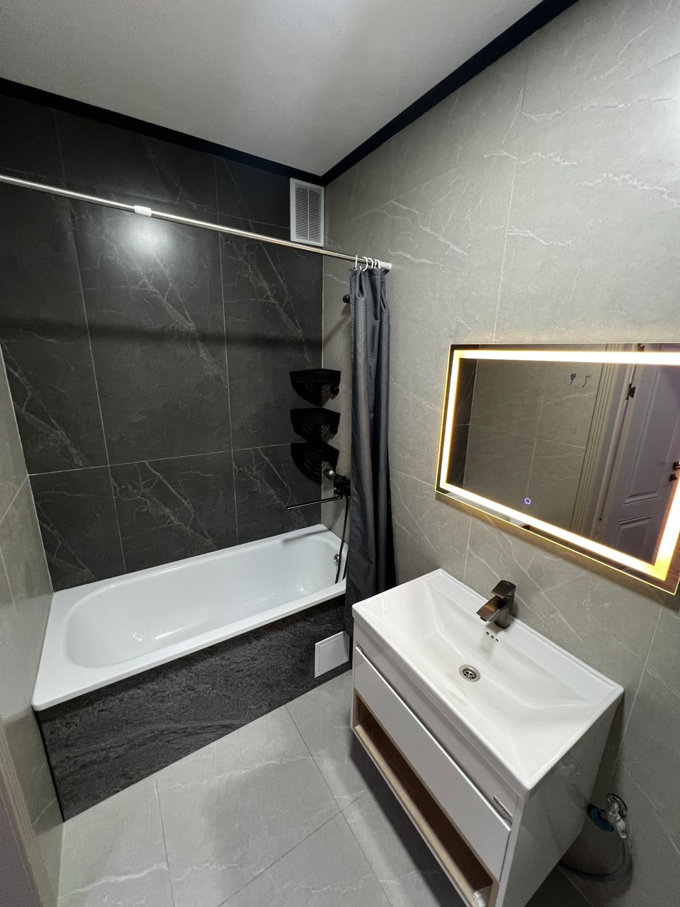 Элитка, 60 м2, этаж 12/12, ж/к Кап Строй Сити (Capstroy City), Сост: Евроремонт - фото 5