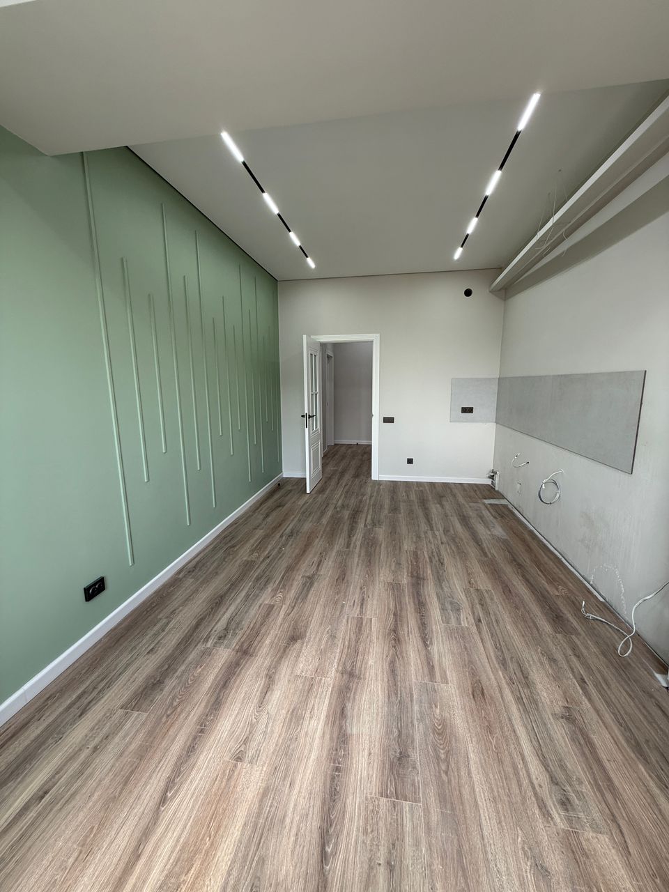 Элитка, 2 ком, 76 м2, этаж 13/14, ж/к Кап Строй Сити (Capstroy City), Сост: Евроремонт - фото 11