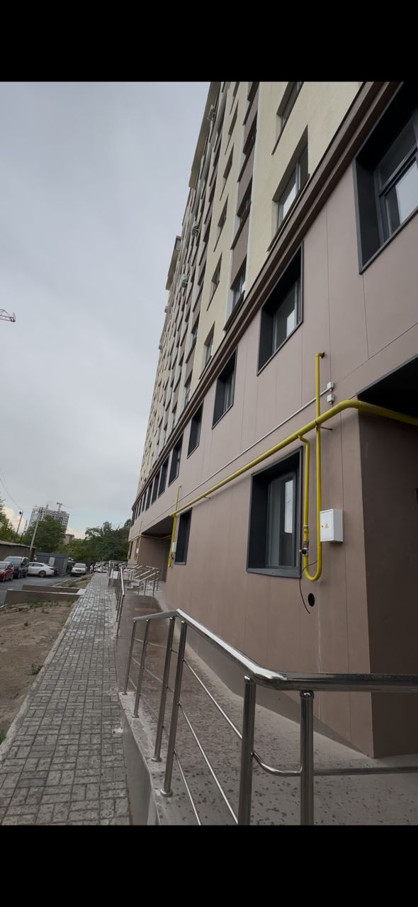 Коммерческая, 76 м2, этаж 1/10, Сост: Без ремонта - фото 5