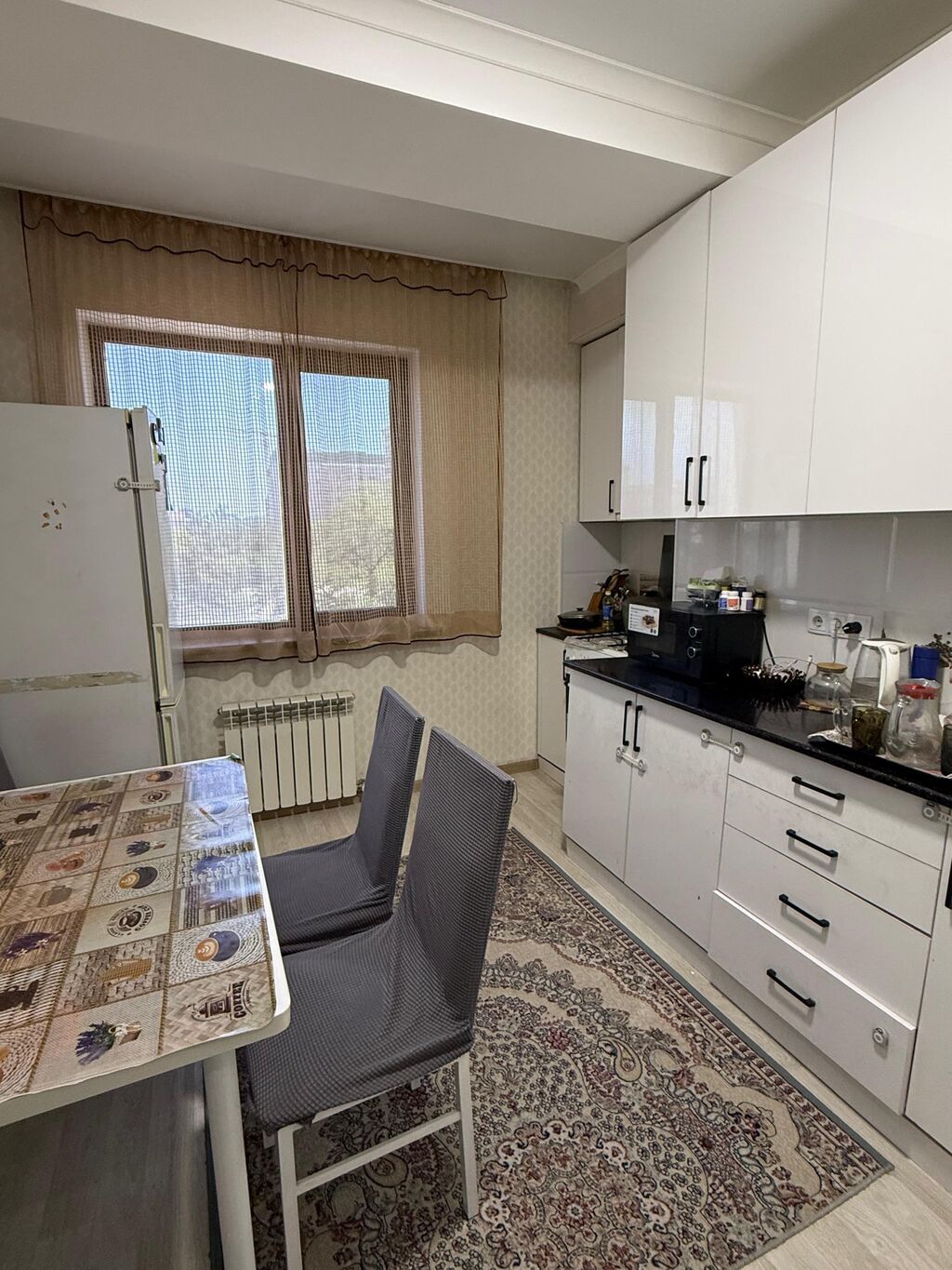 Элитка, 2 ком, 63 м2, этаж 4/9, Сост: Среднее - фото 2