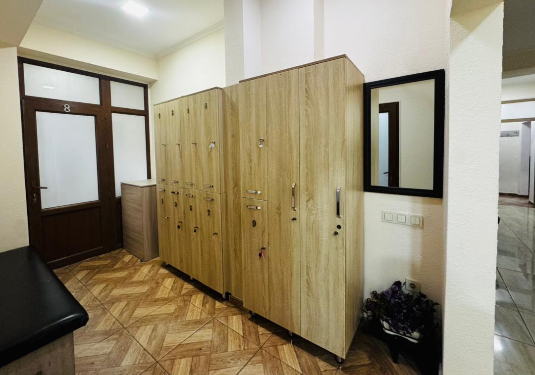 Офис, Коммерческая, 183 м2, этаж 1/9, Сост: Хорошее - фото 3