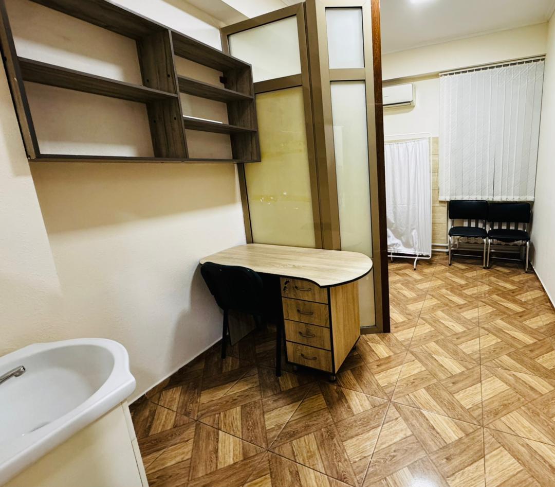 Офис, Коммерческая, 183 м2, этаж 1/9, Сост: Хорошее - фото 5