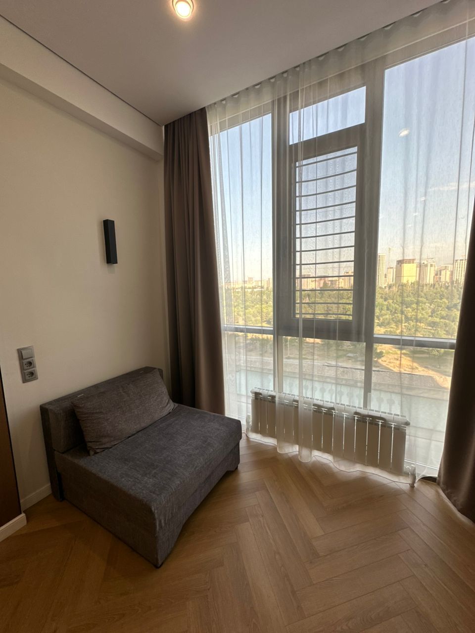 Элитка, 3 ком, 129 м2, этаж 8/14, ж/к Оптима Резиденс (Optima Residence), Сост: Евроремонт - фото 8
