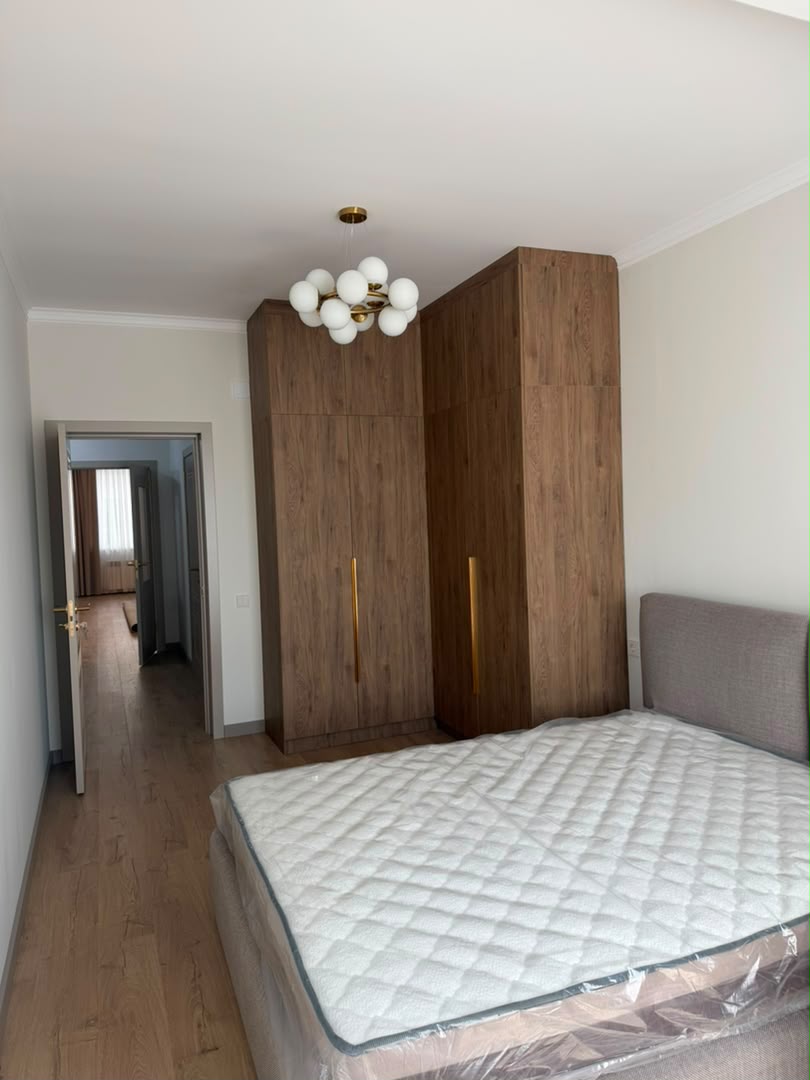 Элитка, 2 ком, 76 м2, этаж 5/8, ж/к Кремлёвский, Сост: Евроремонт - фото 3