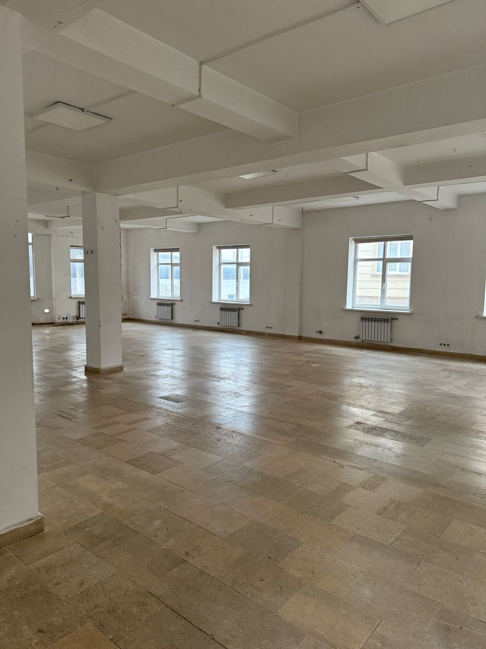 Офис, Коммерческая, 818 м2, этаж 1/4, Сост: Евроремонт - фото 2