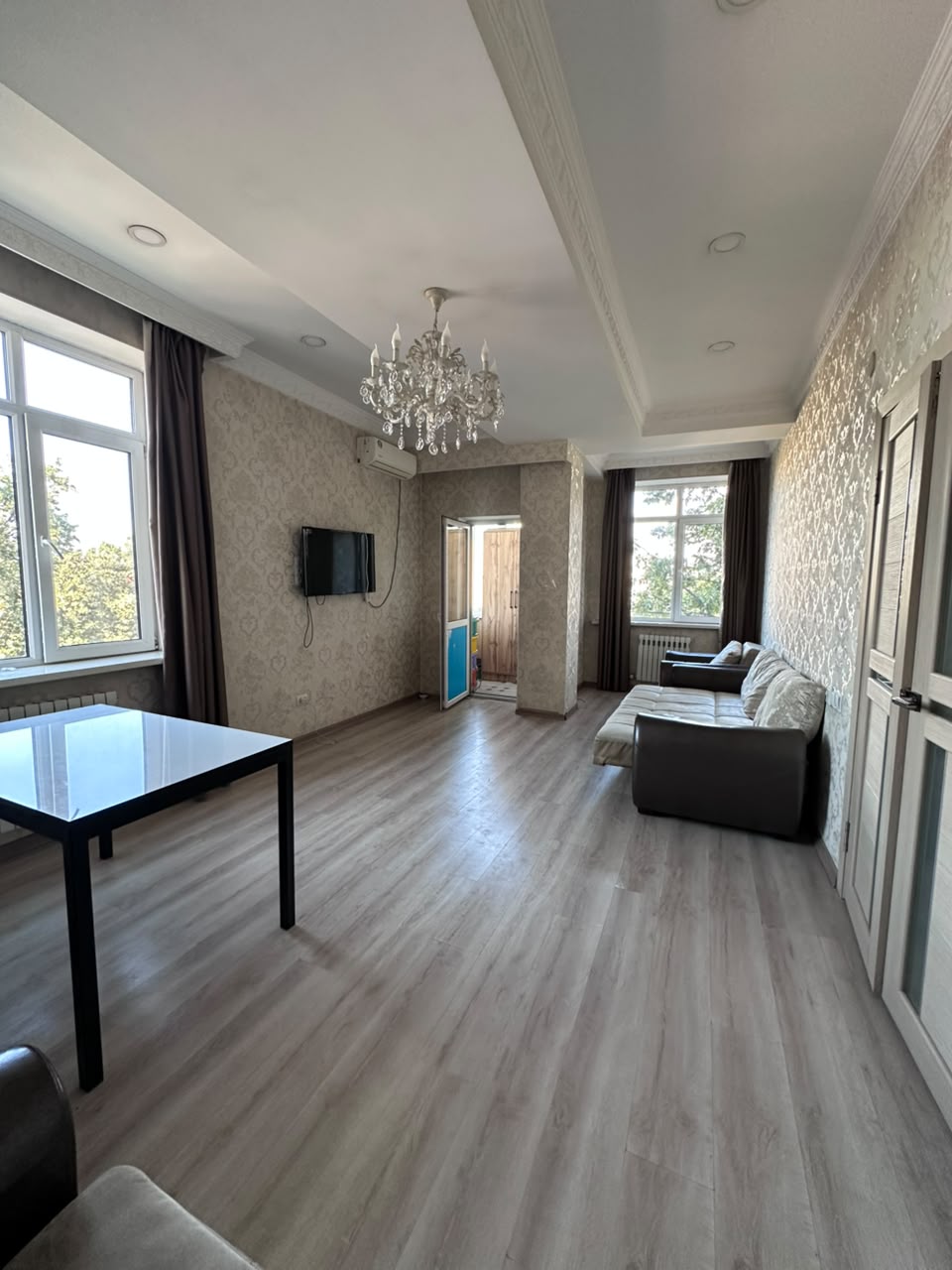 Элитка, 2 ком, 81 м2, этаж 5/9, Сост: Среднее - фото 7