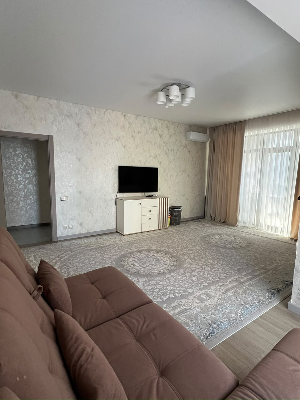 Элитка, 2 ком, 79 м2, этаж 2/10, ж/к Авангард Сити, Сост: Евроремонт - фото 1
