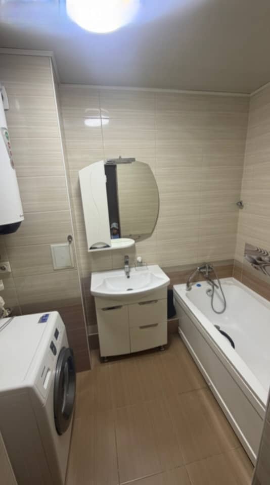 Элитка, 2 ком, 115 м2, этаж 5/11, Сост: Среднее - фото 3
