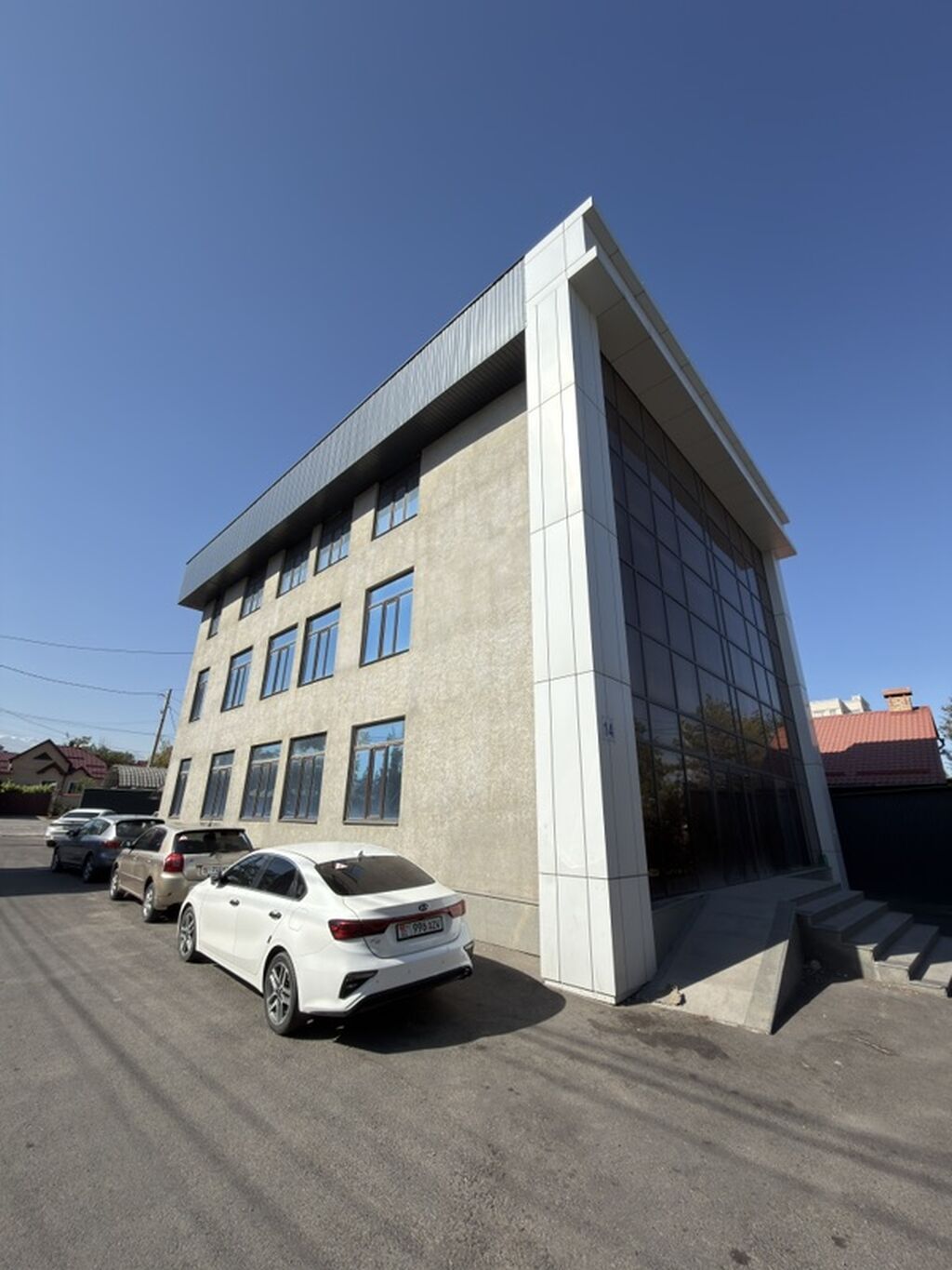 Коммерческая, 720 м2, этаж 1/3, Сост: Среднее - фото 3