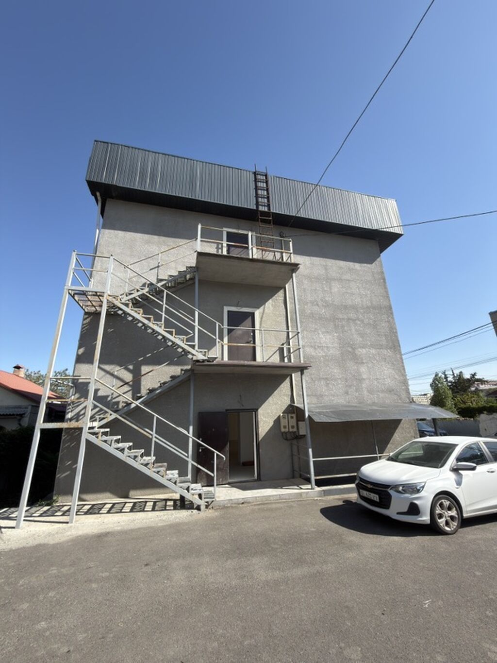 Коммерческая, 720 м2, этаж 1/3, Сост: Среднее - фото 4