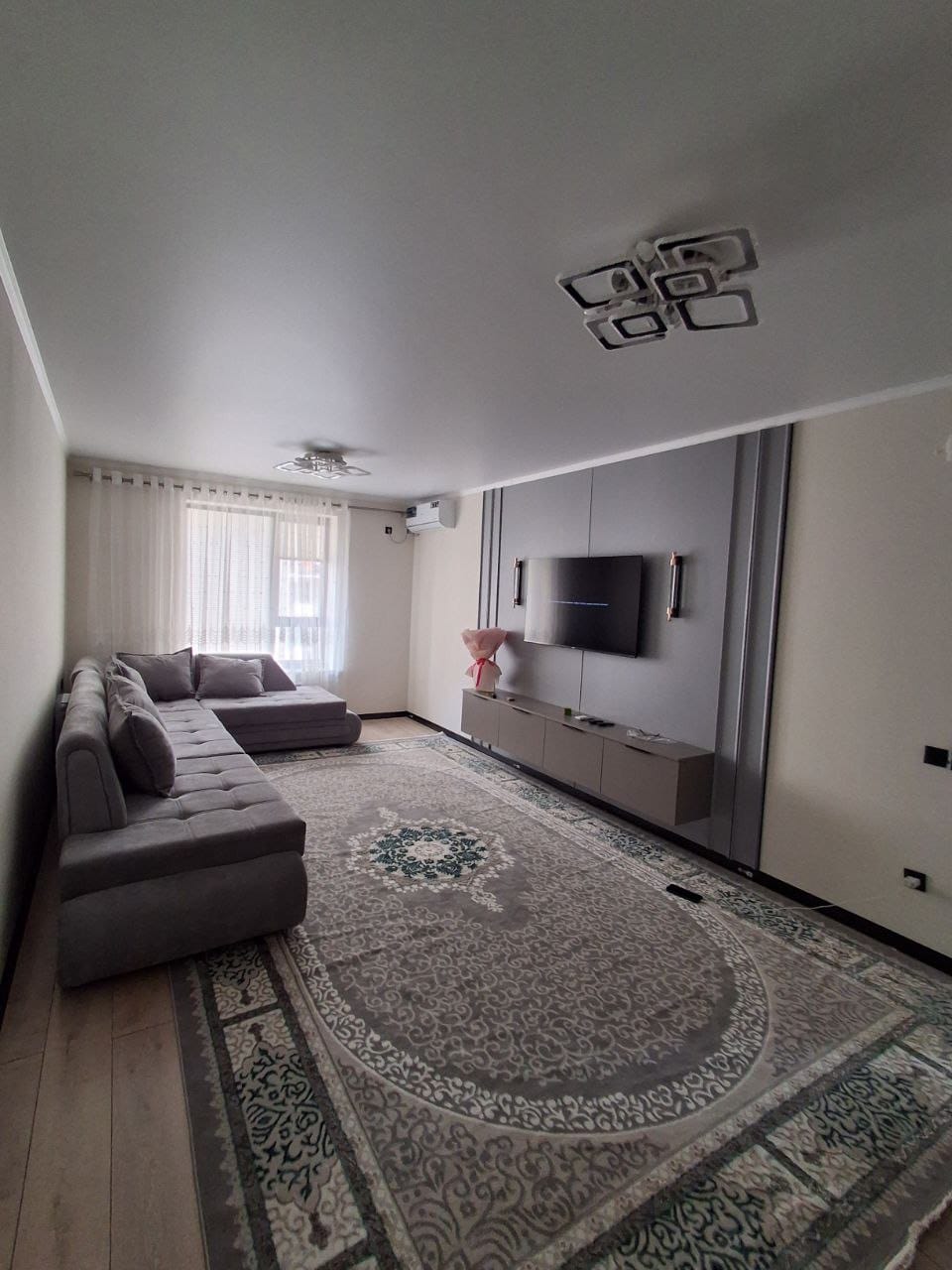 Аренда, Элитка, 3 ком, 87 м2, этаж 4/15, ж/к БЕЛЕК, Сост: Евроремонт - фото 1
