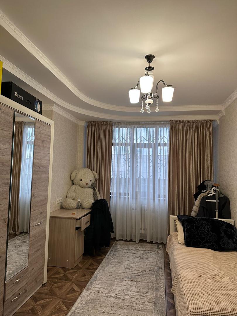 Элитка, 3 ком, 100 м2, этаж 2/10, ж/к Тихий Центр, Сост: Хорошее - фото 3