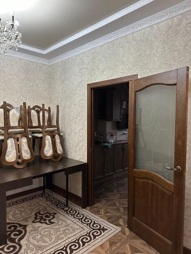 Элитка, 3 ком, 100 м2, этаж 2/10, ж/к Тихий Центр, Сост: Хорошее - фото 7