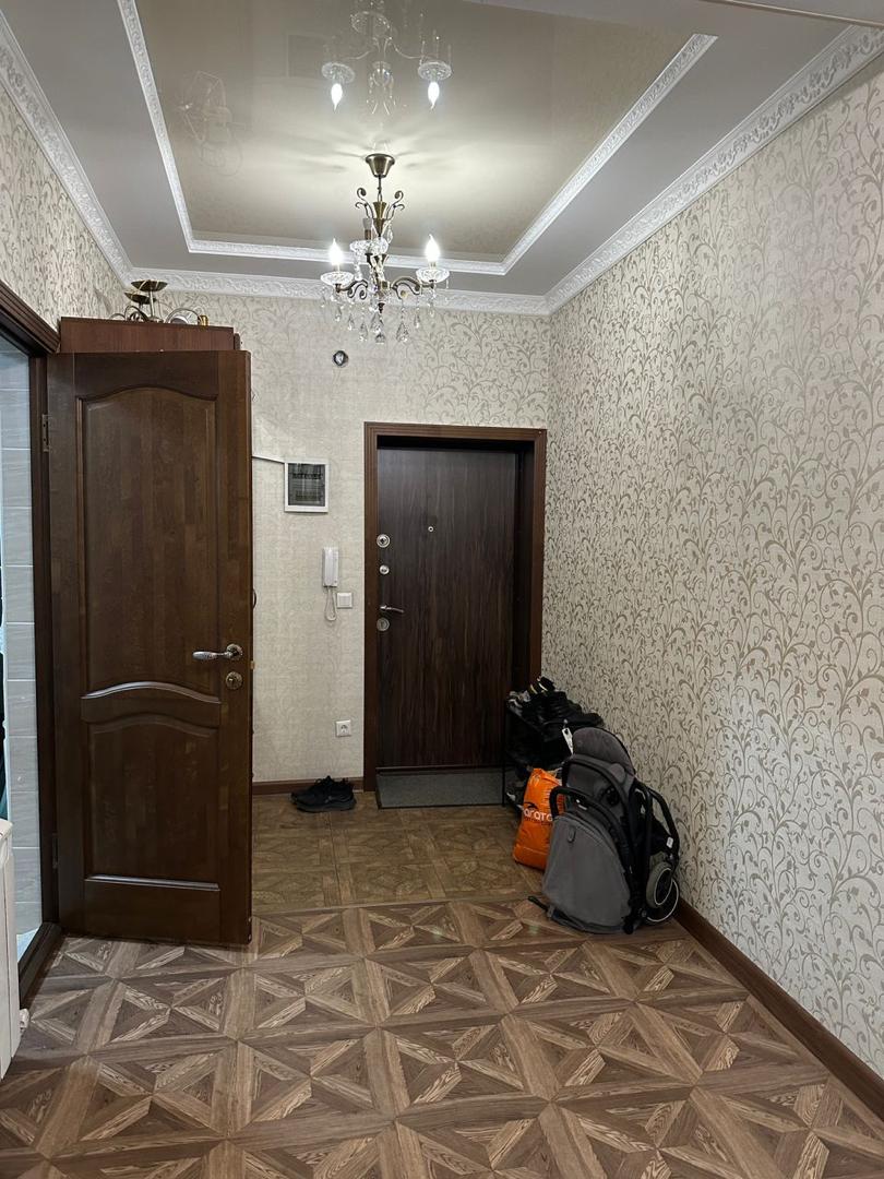 Элитка, 3 ком, 100 м2, этаж 2/10, ж/к Тихий Центр, Сост: Хорошее - фото 15