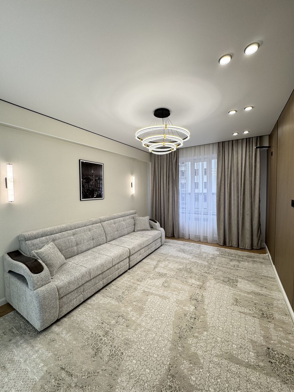 Продажа, Элитка, 1 ком, 42 м2, этаж 7/12, ж/к ЖК Эмель, Сост: Евроремонт - фото 2