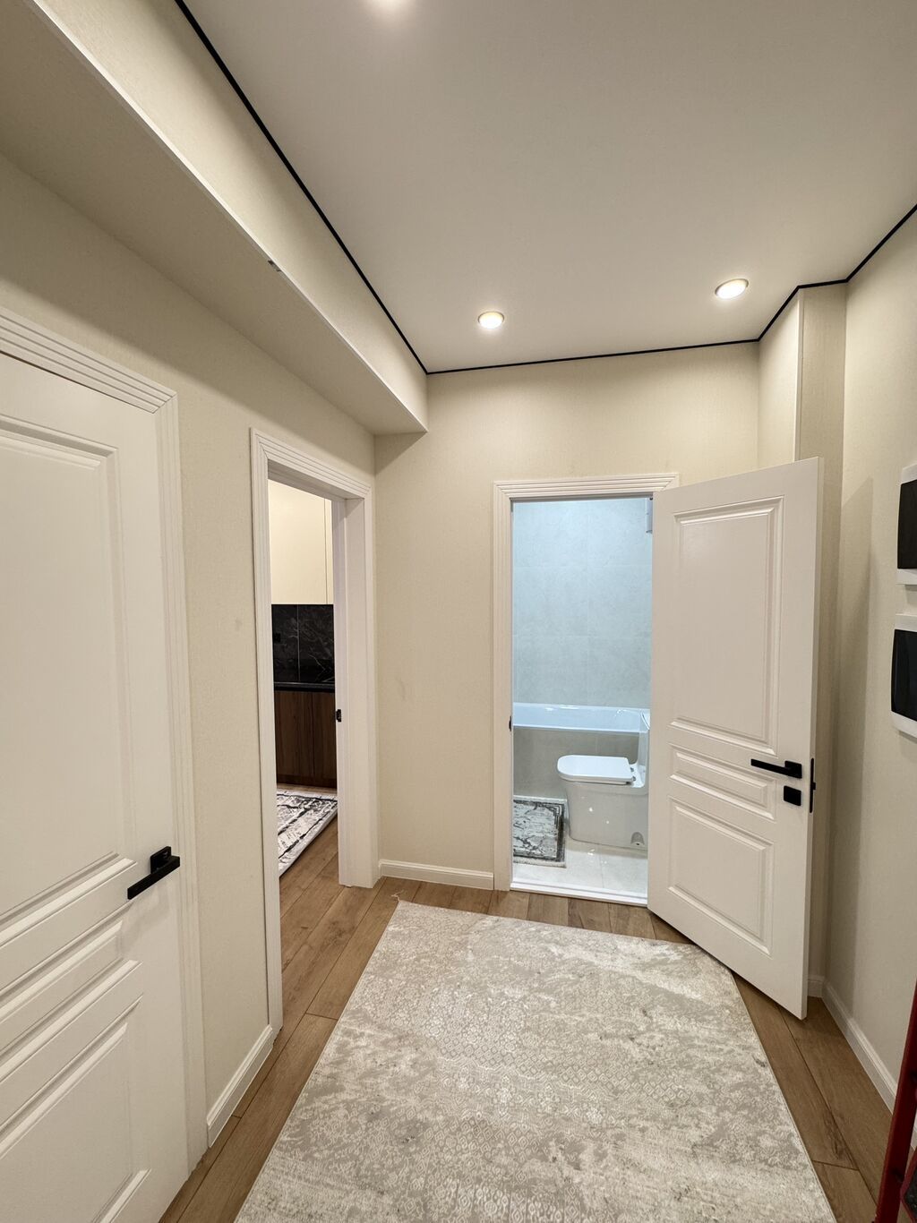 Продажа, Элитка, 1 ком, 42 м2, этаж 7/12, ж/к ЖК Эмель, Сост: Евроремонт - фото 5