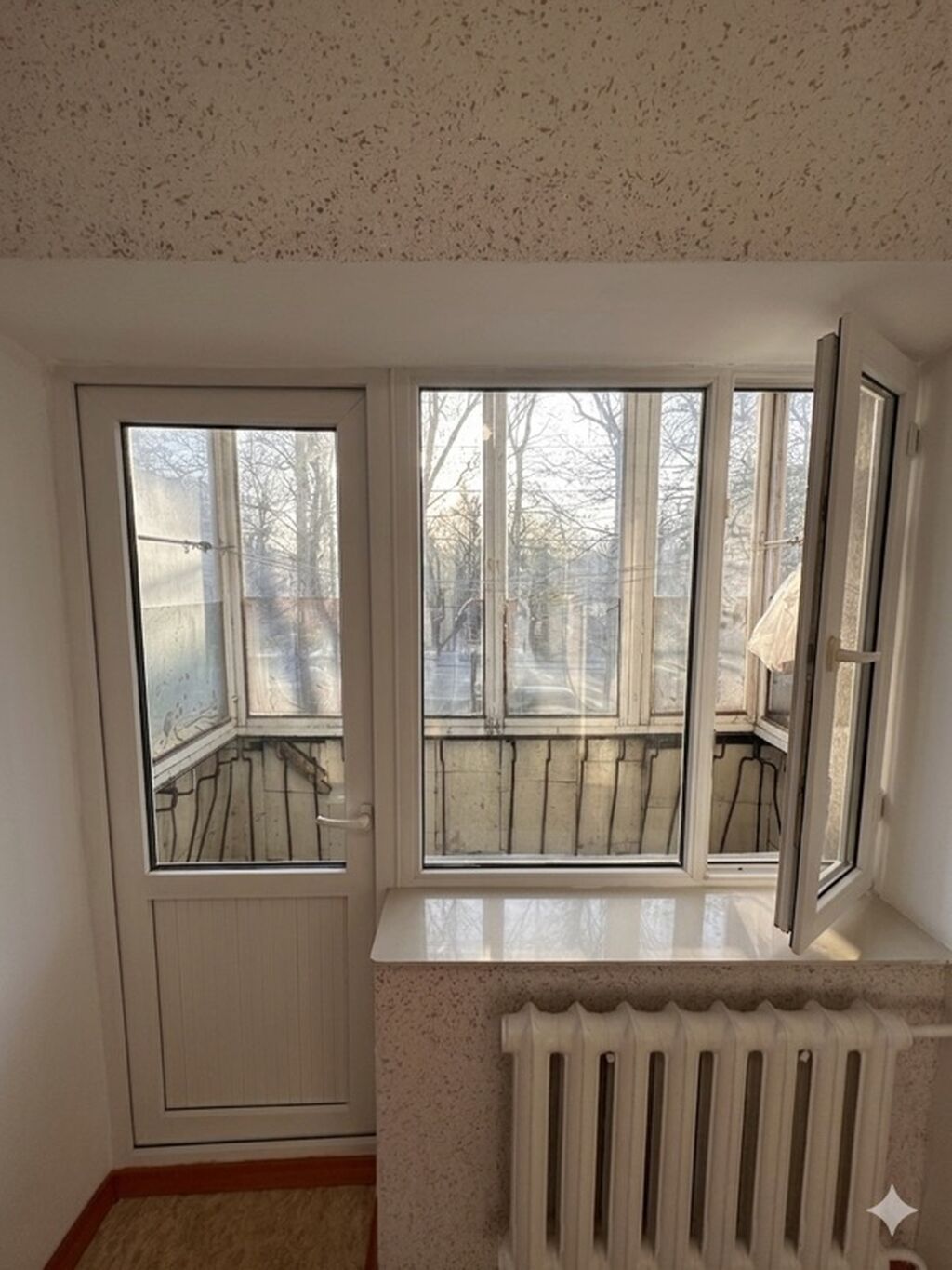 Продажа, Хрущёвка, 2 ком, 42 м2, этаж 2/4, Сост: Евроремонт - фото 3