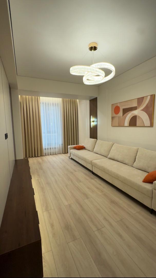 Элитка, 3 ком, 104 м2, этаж 3/14, ж/к Кап Строй Сити (Capstroy City), Сост: Евроремонт - фото 8