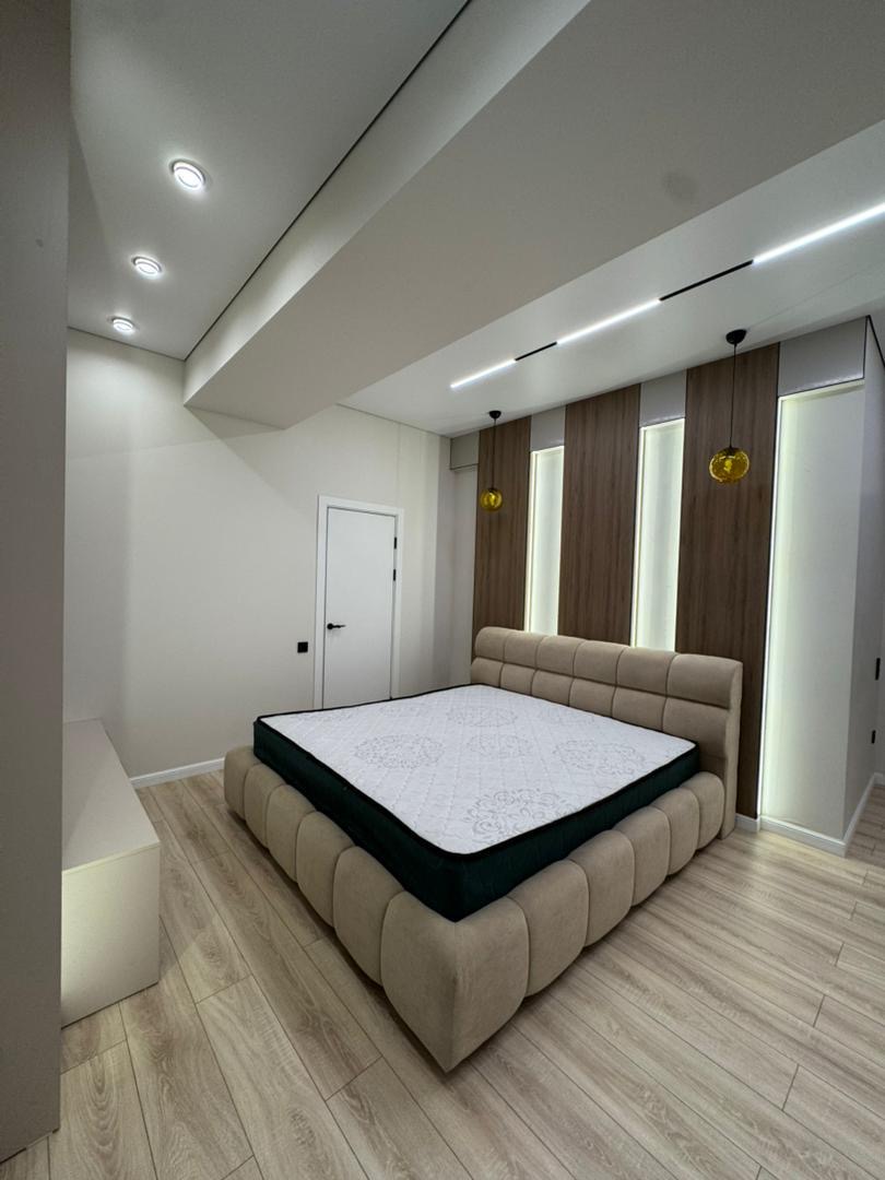 Элитка, 3 ком, 104 м2, этаж 3/14, ж/к Кап Строй Сити (Capstroy City), Сост: Евроремонт - фото 11