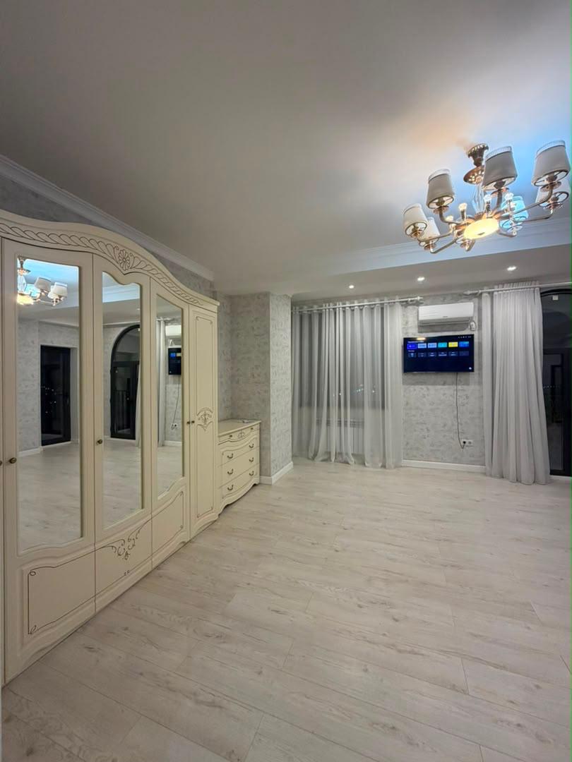 Элитка, 4 ком, 125 м2, этаж 11/12, ж/к ЖД Мээрим, Сост: Евроремонт - фото 10