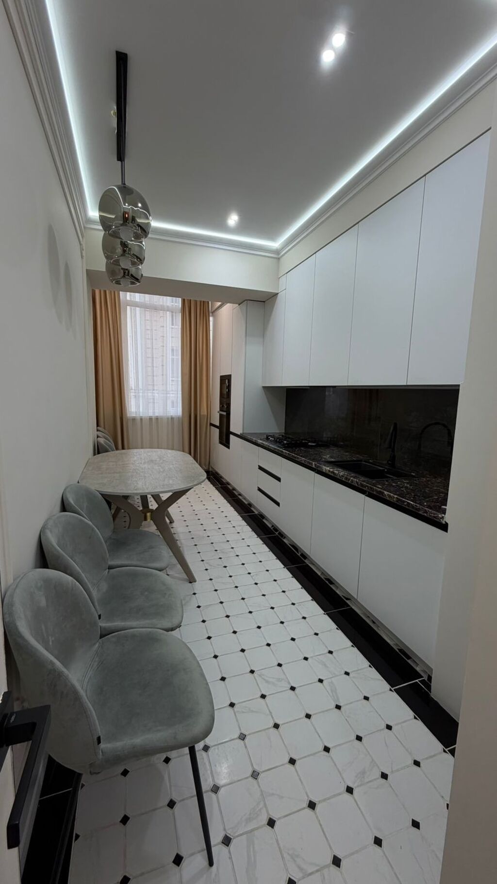 Элитка, 2 ком, 74 м2, этаж 6/12, Сост: Хорошее - фото 1