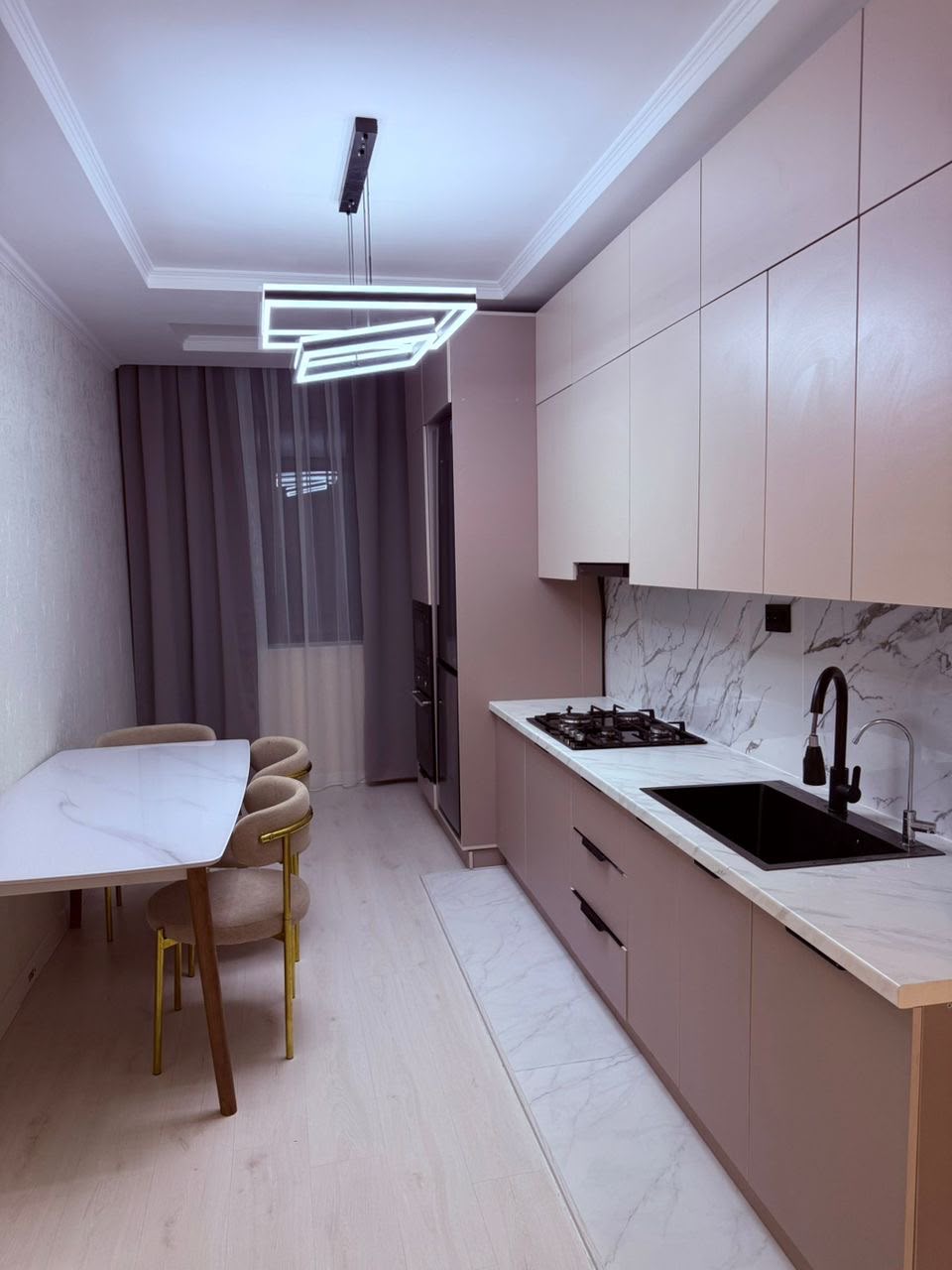 Продажа, Элитка, 2 ком, 75 м2, этаж 3/10, Сост: Евроремонт - фото 10