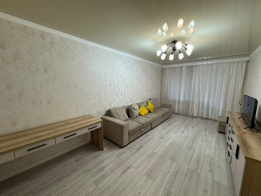 Элитка, 2 ком, 75 м2, этаж 2/9, ж/к Молодежный Квартал (Molodezhnyi Kvartal)), Сост: Евроремонт - фото 3