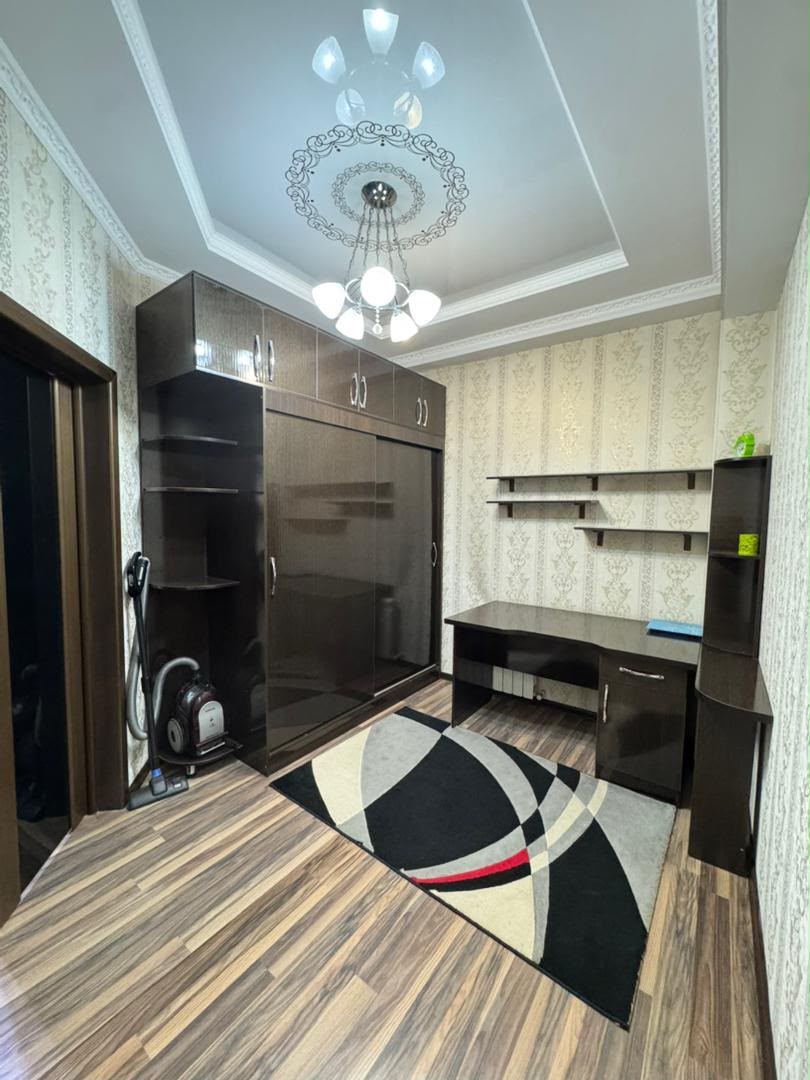 Элитка, 2 ком, 82 м2, этаж 2/10, ж/к Мега Сити, Сост: Евроремонт - фото 19