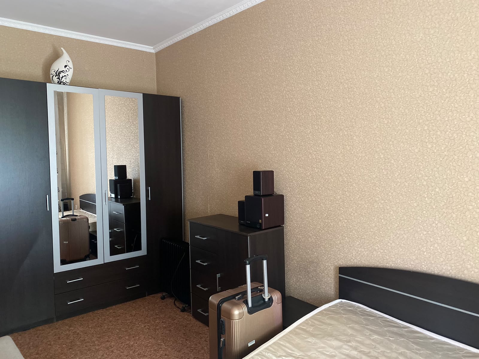 Аренда, 105 серия, 5 ком, 114 м2, этаж 2/5, Сост: Евроремонт - фото 4