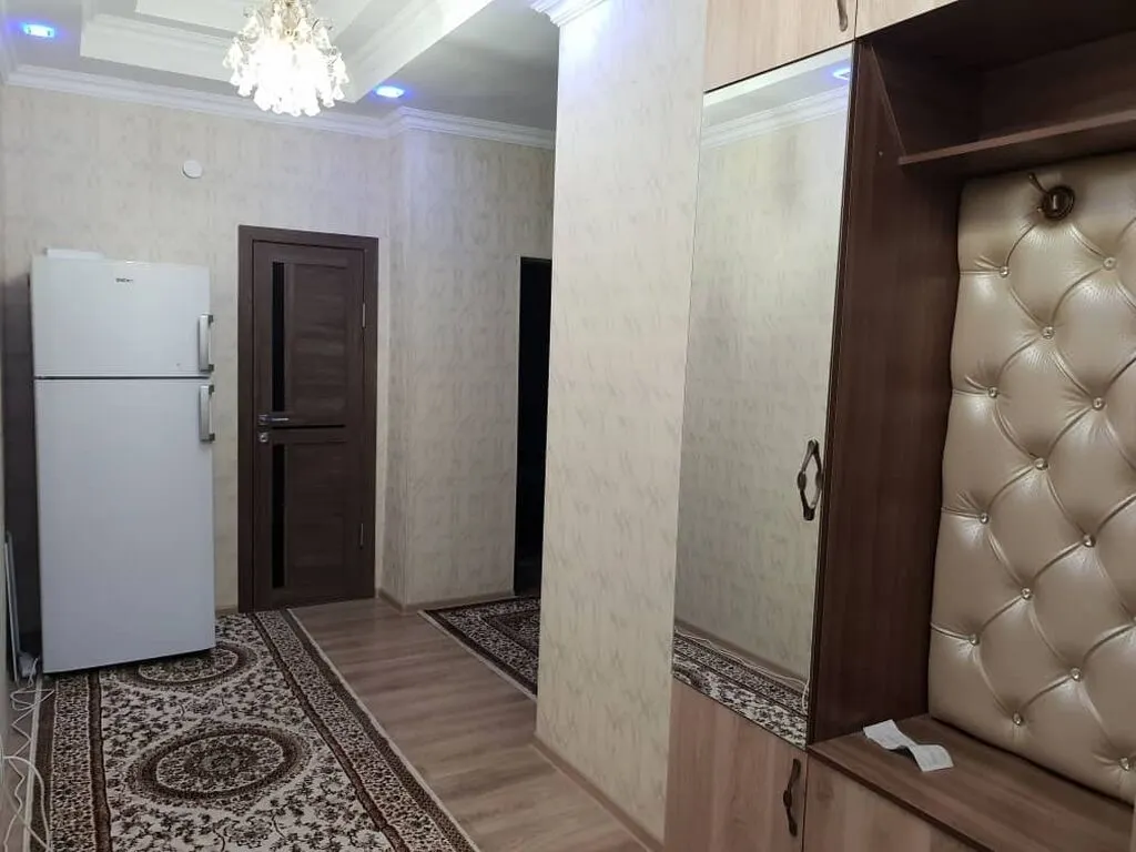 Элитка, 2 ком, 60 м2, этаж 4/8 - фото 7
