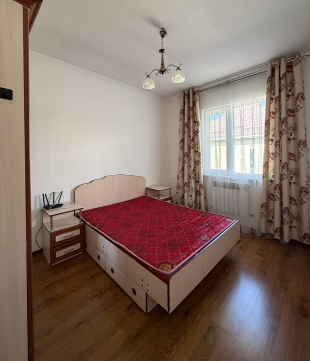 Элитка, 2 ком, 70 м2, этаж 2/2 - фото 2