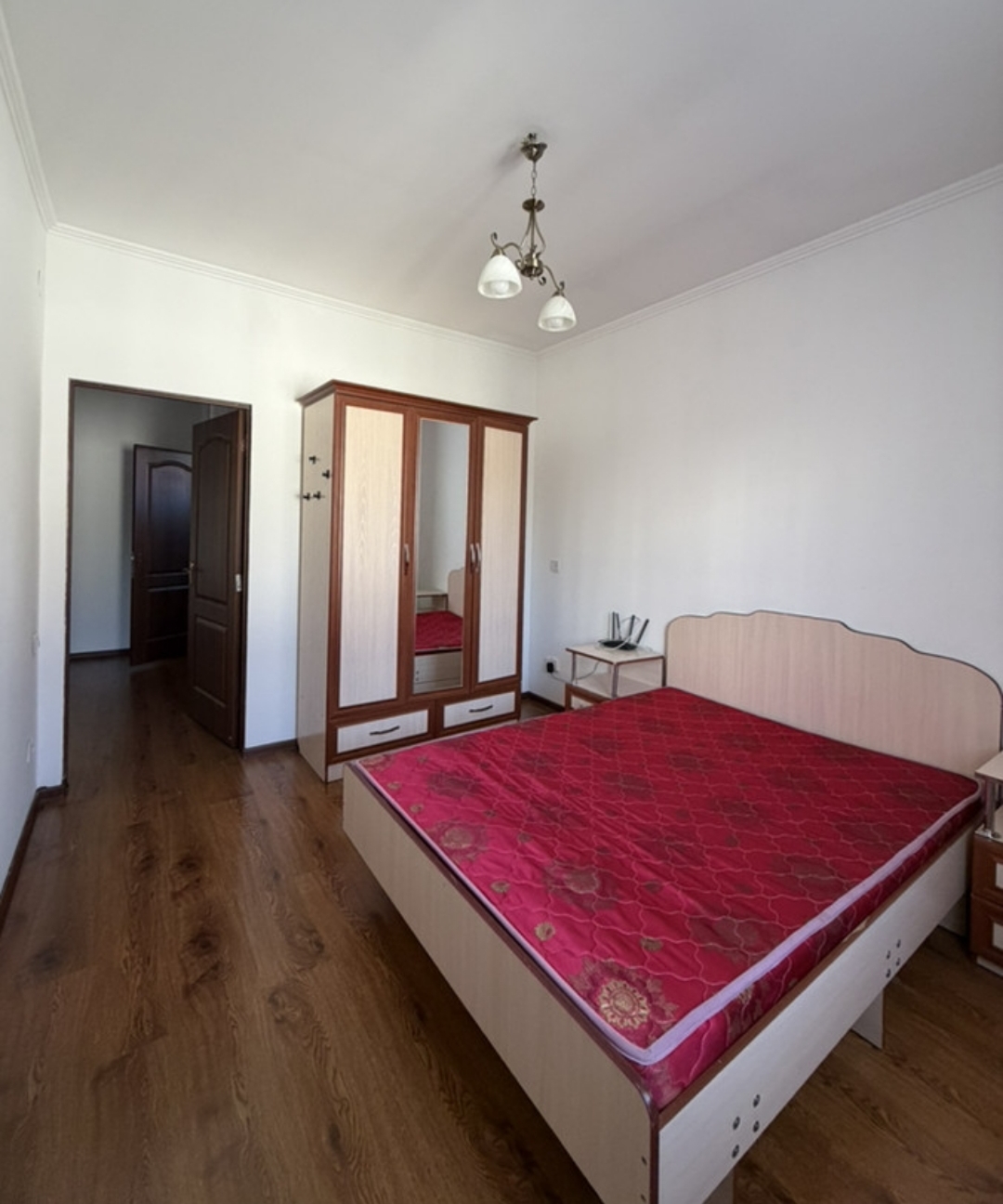 Элитка, 2 ком, 70 м2, этаж 2/2 - фото 3