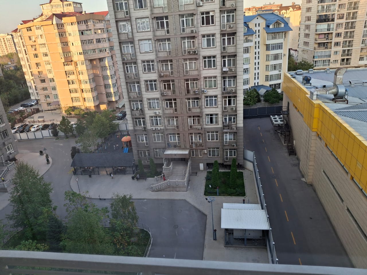 Элитка, 3 ком, 110 м2, этаж 8/13, ж/к 7 Небо, Сост: Евроремонт - фото 12