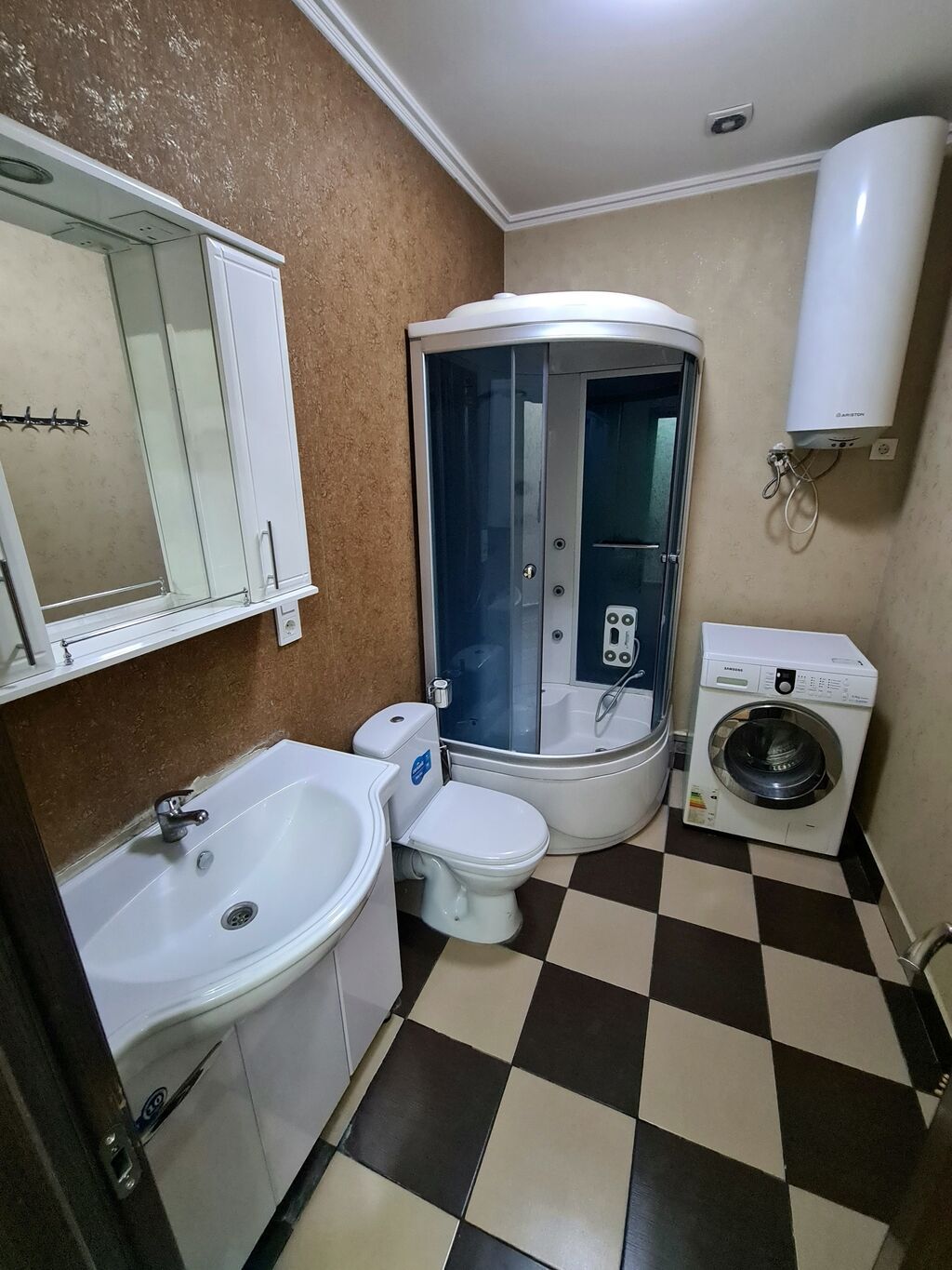 Элитка, 2 ком, 100 м2, этаж 4/9, Сост: Хорошее - фото 8
